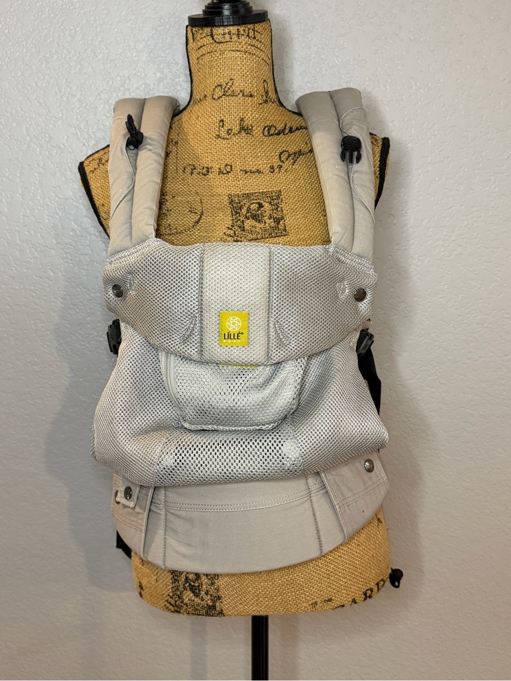 LILLEbaby Light Gray Mesh Baby Wearer